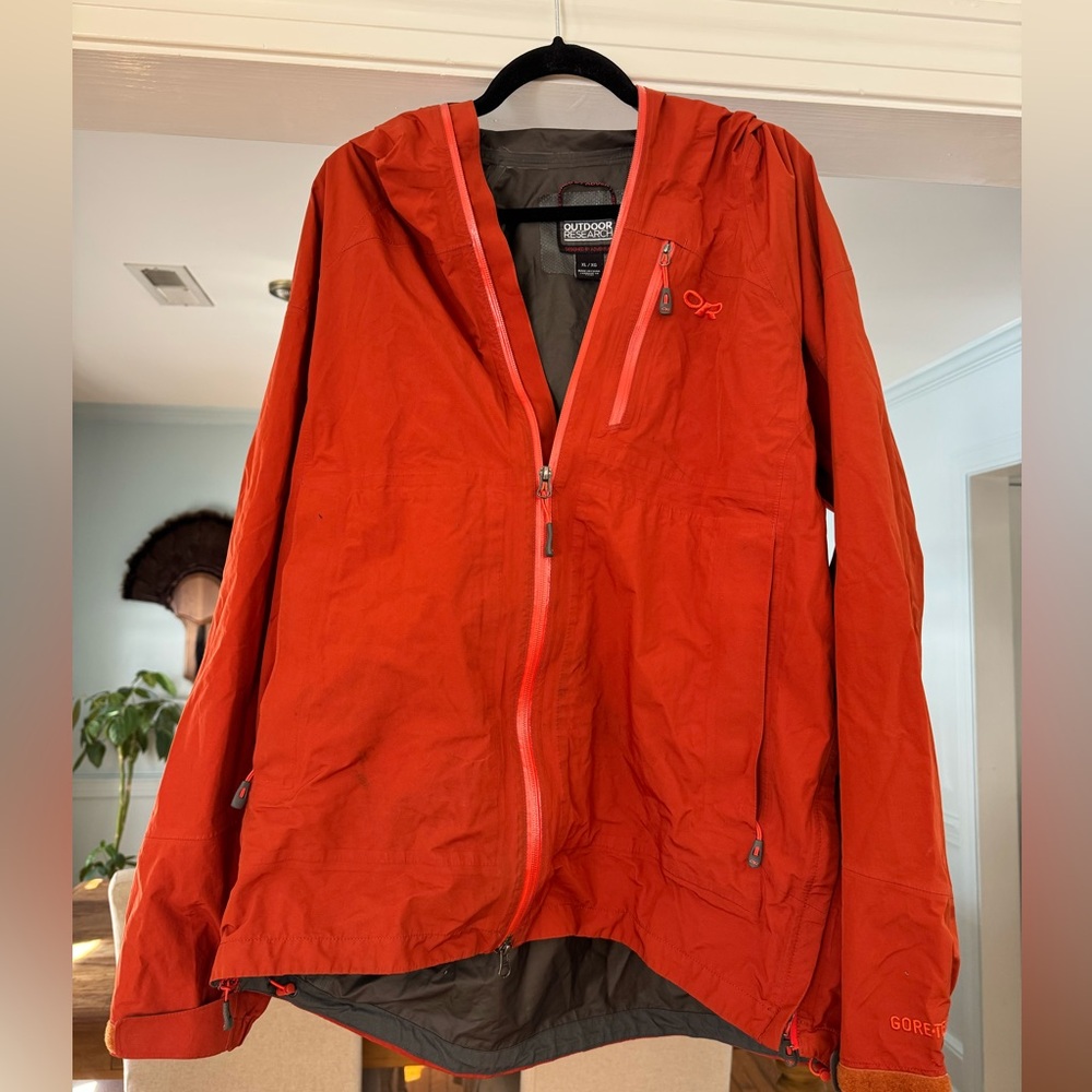 Outdoor Research Men's Foray GORE-TEX rain jacket